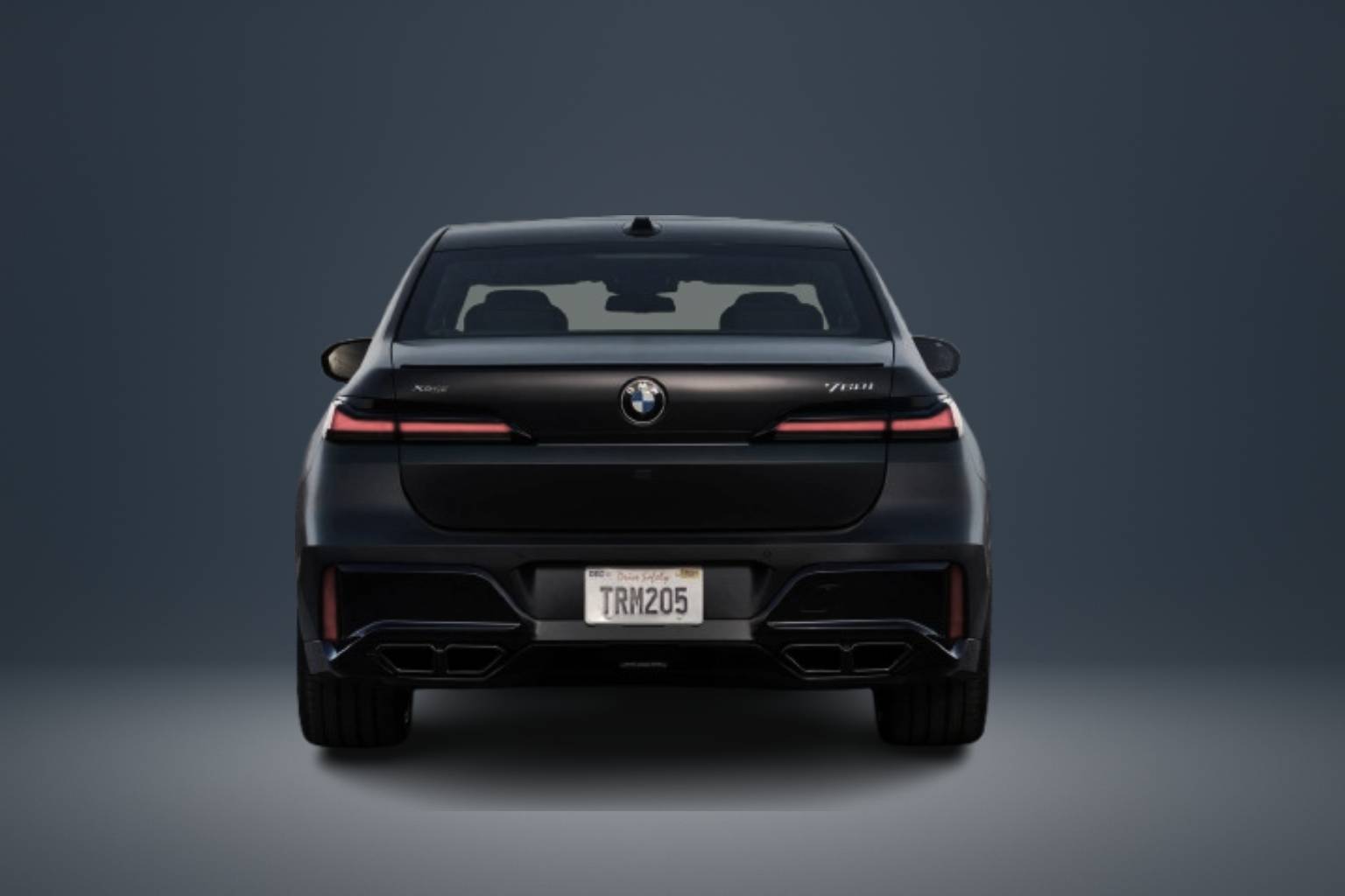 بي إم دبليو الفئة السابعة — لوحة القيادة