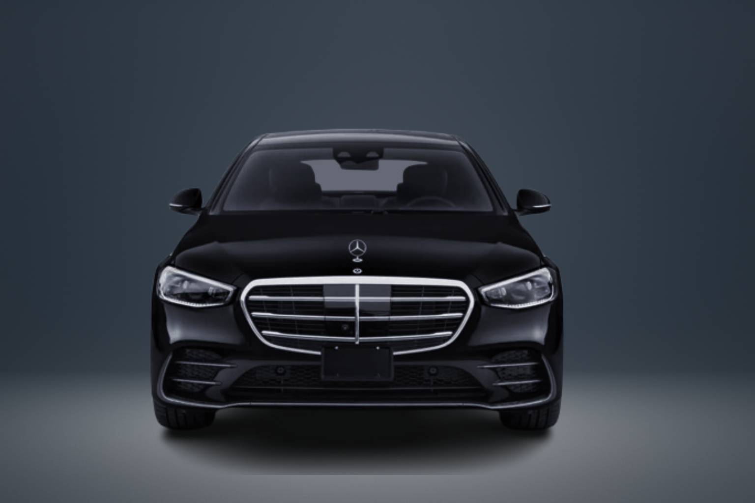 مرسيدس S-Class — منظر أمامي